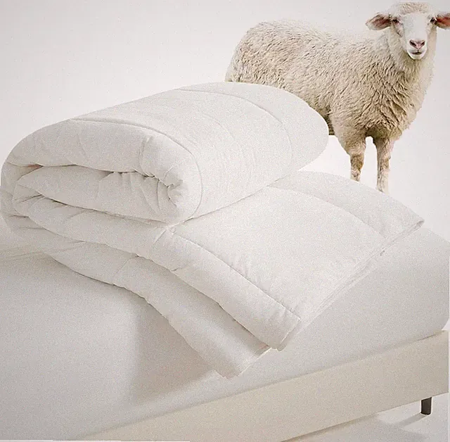 Lightweight Queen Wool Comforter - 100% Australian Wool, All Season Comfort