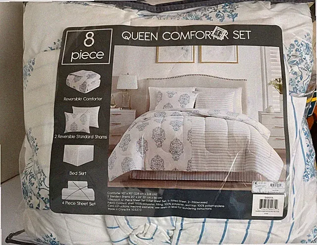 Macy's Sanya 4-Piece Queen 90" x 90" Reversible Comforter Set Blue White Stripe