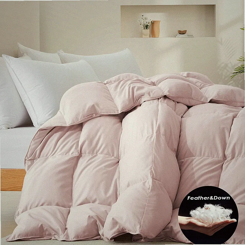 Super Soft Cozy Warm Oversized Down Comforter , King or Queen Bed Blanket